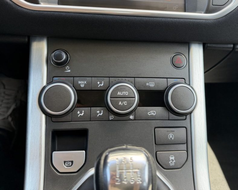 RANGE ROVER EVOQUE 2.0 150 PURE 4X2 - DIESEL - RADAR DE RECUL 