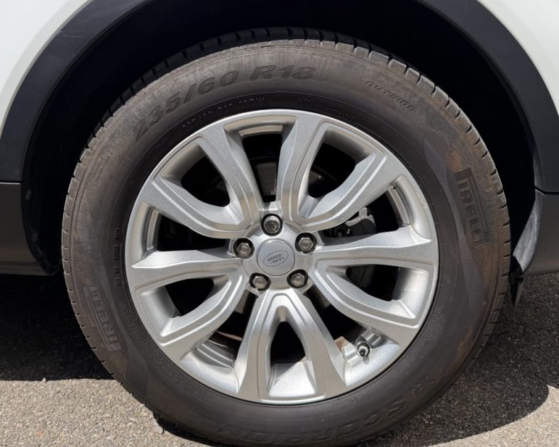 RANGE ROVER EVOQUE 2.0 150 PURE 4X2 - DIESEL - RADAR DE RECUL 