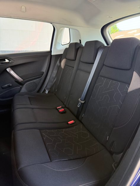 Peugeot 2008 1.6 e-Hdi 92ch Active - Suivi et Entretenu Peugeot 
