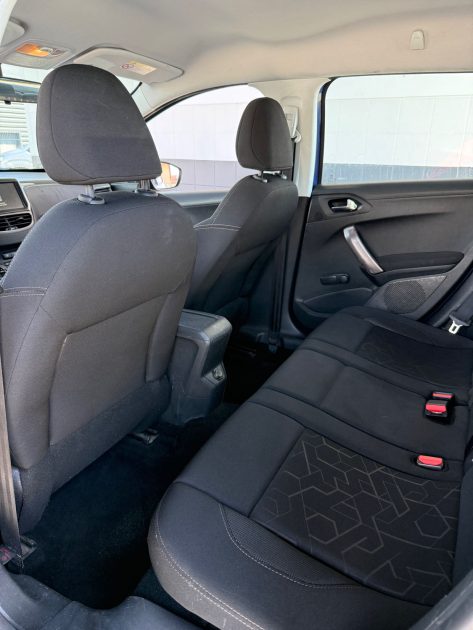 Peugeot 2008 1.6 e-Hdi 92ch Active - Suivi et Entretenu Peugeot 