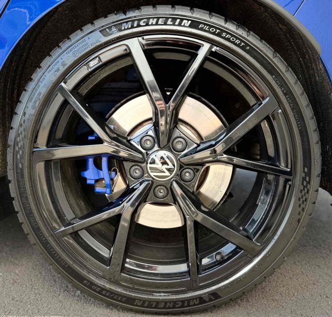 VOLKSWAGEN GOLF VIII 2.0 TSI 320 R DSG 2021 - BLEU LAPIZ - GARANTIE 12 MOIS
