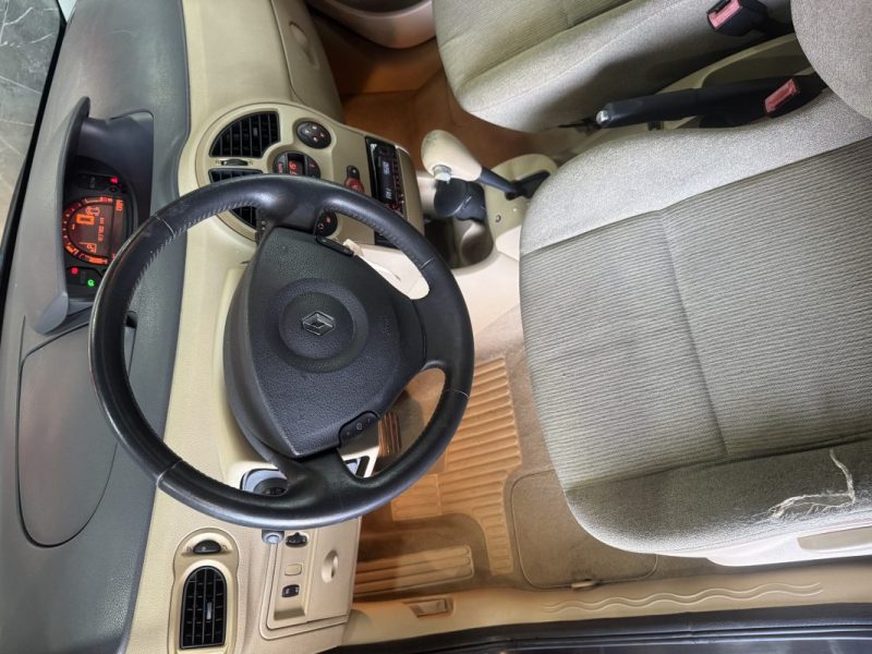 RENAULT MODUS 1.6 16V ALIZE BVA PROACTIVE 2005
