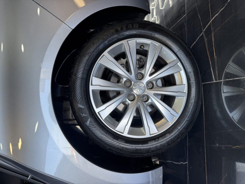 PEUGEOT 308 - 3 SW 1.5 BLUE HDI 130 ACTIVE 2018