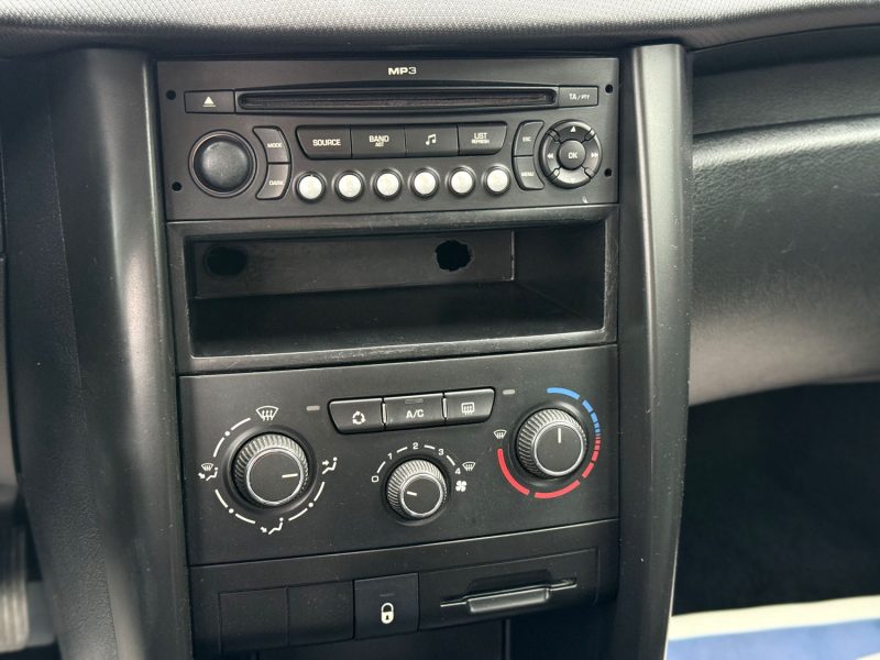  Peugeot 207  SW 1.6 VTi 120 ch Premium – Clim – Révisée & Garantie 6 Mois