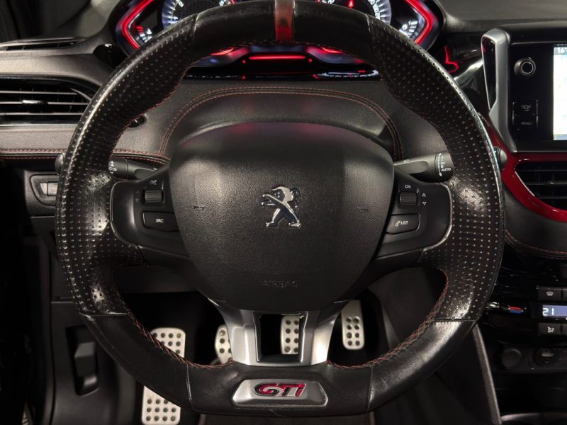 PEUGEOT 208 GTI 1.6 THP 200 Cv - VENTE EN ETAT / FRAIS A PREVOIR - LIRE L ANNONCE