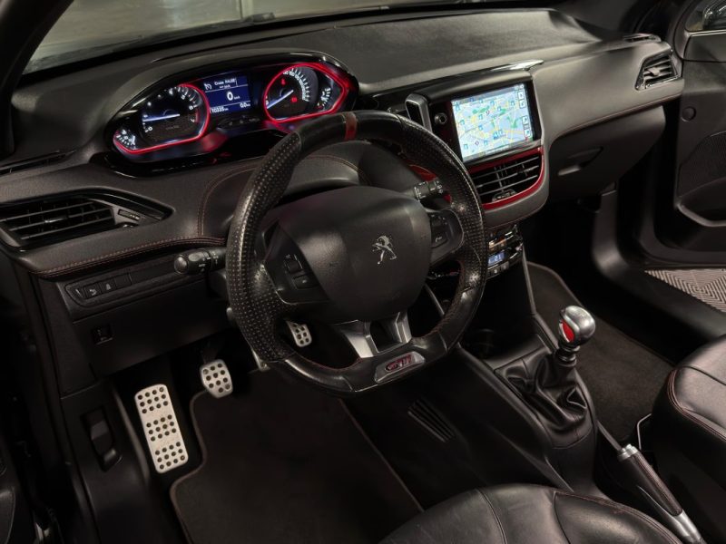 PEUGEOT 208 GTI 1.6 THP 200 Cv - VENTE EN ETAT / FRAIS A PREVOIR - LIRE L ANNONCE