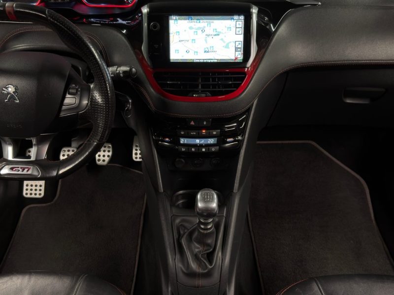 PEUGEOT 208 GTI 1.6 THP 200 Cv - VENTE EN ETAT / FRAIS A PREVOIR - LIRE L ANNONCE