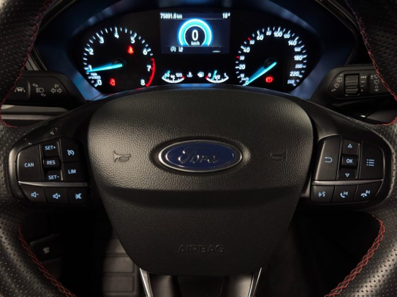 FORD FOCUS 4 IV ST LINE 1.0 ECOBOOST 125 Cv S&S - APPLE & ANDROID / KEYLESS BVM6 GARANTIE 1 AN