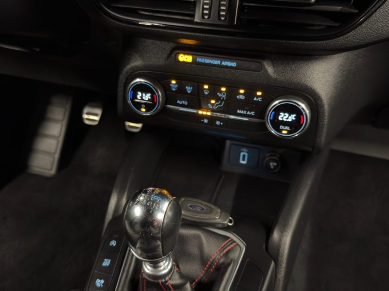 FORD FOCUS 4 IV ST LINE 1.0 ECOBOOST 125 Cv S&S - APPLE & ANDROID / KEYLESS BVM6 GARANTIE 1 AN
