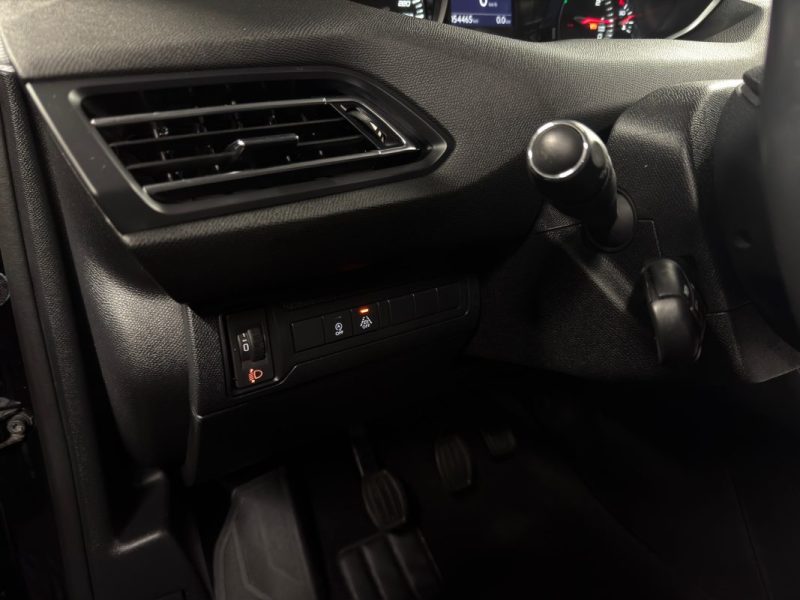 PEUGEOT 308 II PHASE 2 ALLURE 1.2 TURBO 130 Cv APPLE CARPLAY & ANDROID CAMERA RECUL - GARANTIE 1 AN