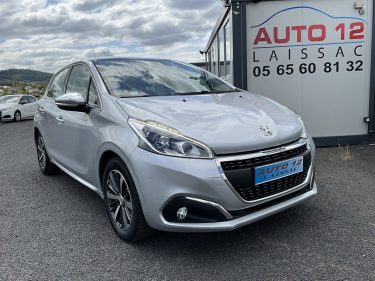 FAIBLE KILOMÉTRAGE, CAMÉRA DE RECUL PEUGEOT 208 1,2 PURETECH 82 CV ALLURE 
