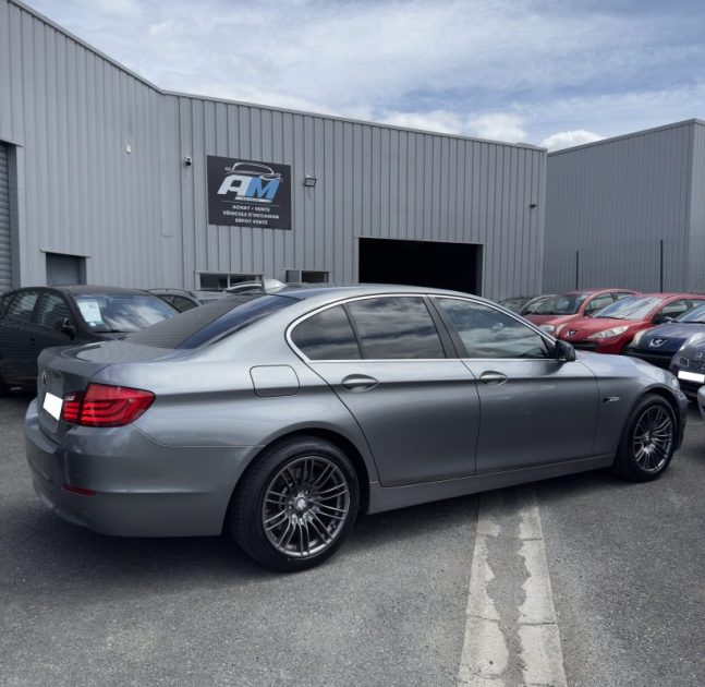 B.M.W. SERIE 5 520D LUXE BA 2010