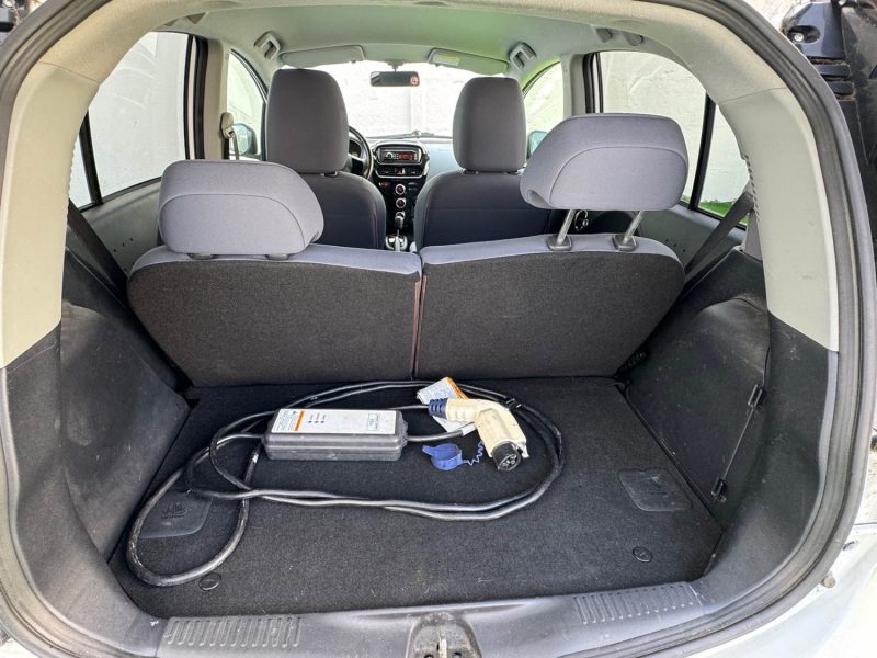 PEUGEOT ION ELECTRIQUE 2012