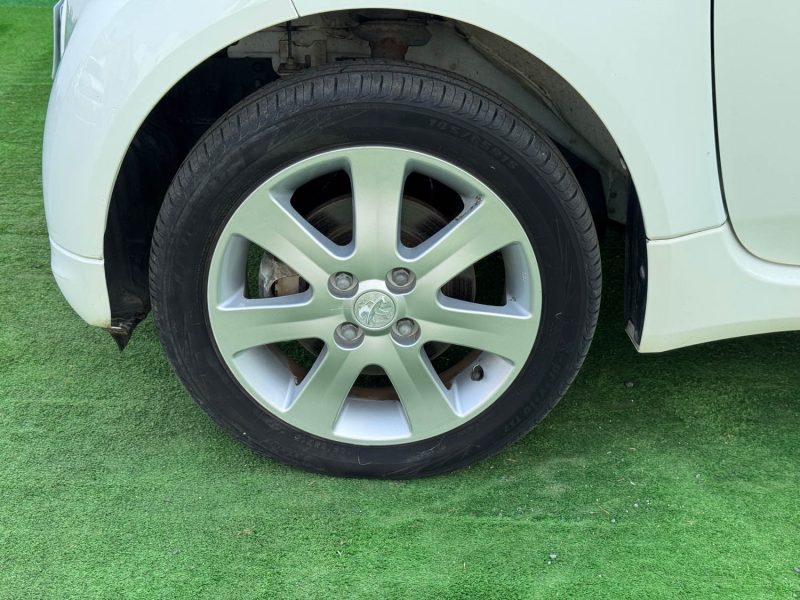 PEUGEOT ION ELECTRIQUE 2012
