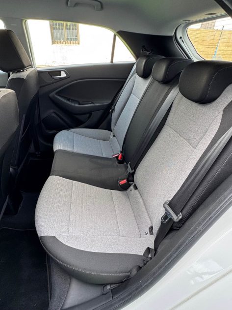 HYUNDAI I20 1.2 84 INTUITIVE PLUS GARANTIE 6 MOIS 2015