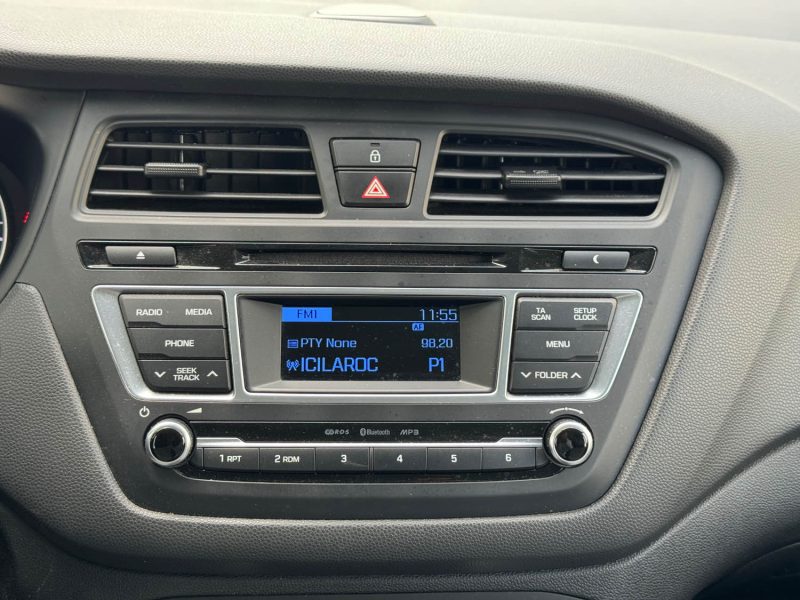 HYUNDAI I20 1.2 84 INTUITIVE PLUS GARANTIE 6 MOIS 2015