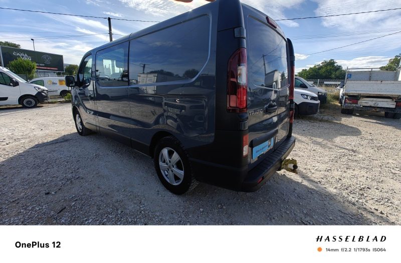 RENAULT TRAFIC III 2.0DCI 150 CH CABINNE APROFONDIE 6 PLACES 2.0 DCI 150(FGML) 2020