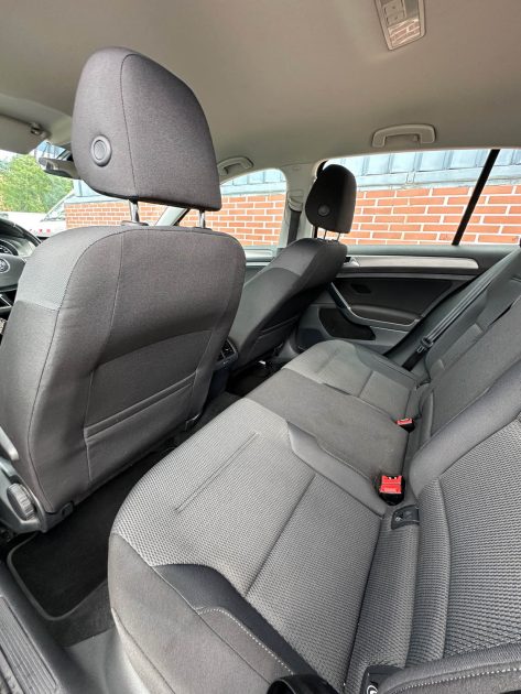 VOLKSWAGEN GOLF VII 1.6 TDI 110 ALLSTAR DSG 2016