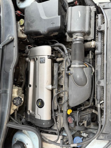 PEUGEOT 206 CC 2.0 16V 2001
