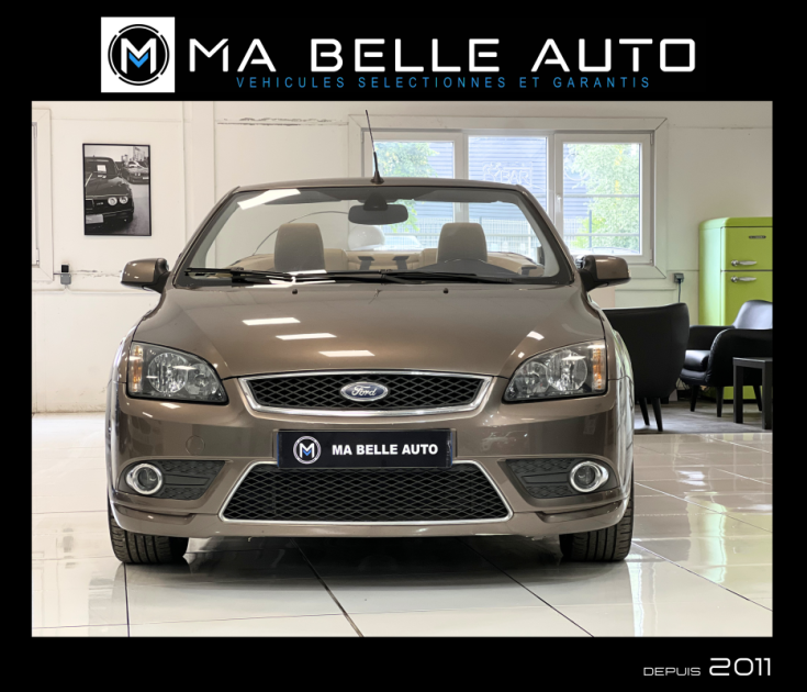 FORD FOCUS CC 2.0 TDCI 136 TITANIUM / 1ère main carnet / GPS CUIR / 90 euros mensuel