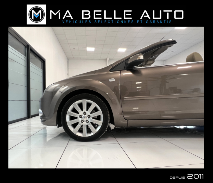 FORD FOCUS CC 2.0 TDCI 136 TITANIUM / 1ère main carnet / GPS CUIR / 90 euros mensuel