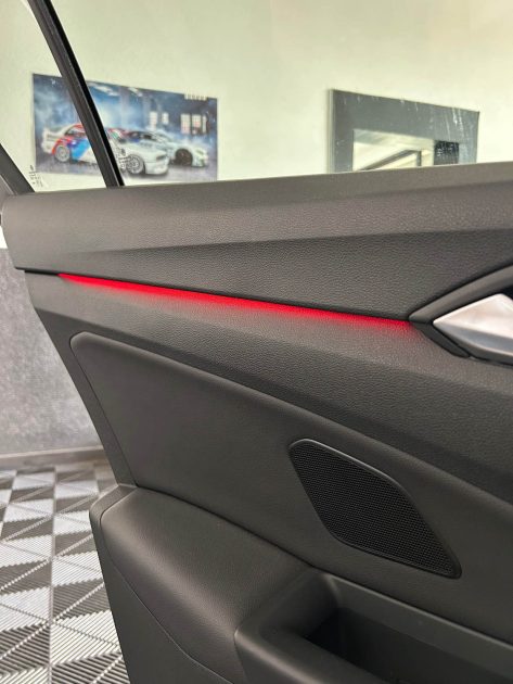 VOLKSWAGEN GOLF 8 GTI 2.0 TSI 245 FULL OPTIONS CATALOGUE