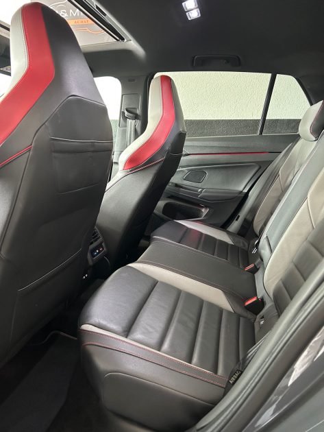 VOLKSWAGEN GOLF 8 GTI 2.0 TSI 245 FULL OPTIONS CATALOGUE