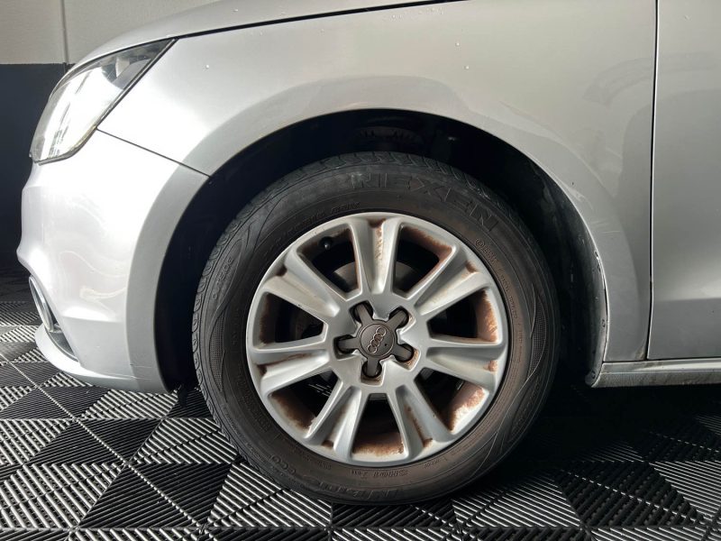 AUDI A1 1.6 TDI 90 AMBIENTE 