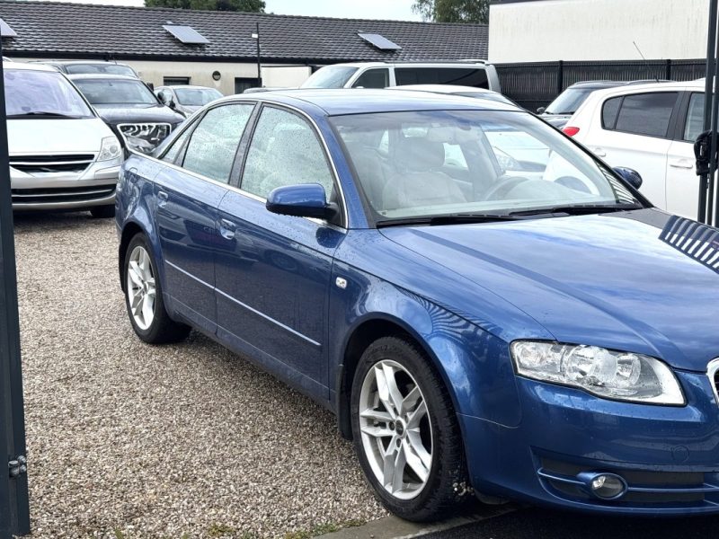 AUDI  A4 B7 1.9 TDI 115CV 