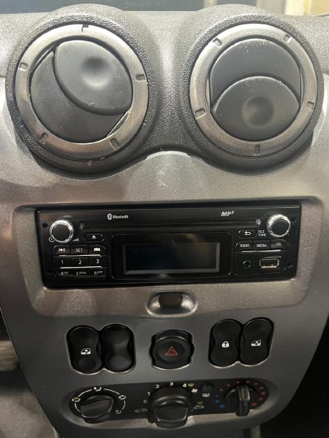 DACIA DUSTER 1.5 DCI 90 AMBIANCE 4X4, 1Ere Main, Boule Attelage, Entretien chez DACIA Garantie, 2013
