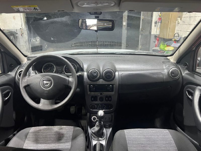 DACIA DUSTER 1.5 DCI 90 AMBIANCE 4X4, 1Ere Main, Boule Attelage, Entretien chez DACIA Garantie, 2013