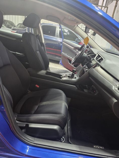 Superbe HONDA CIVIC 1.6 I-DTEC 120 ELEGANCE, Caméra de Recul, CarPlay, Garantie