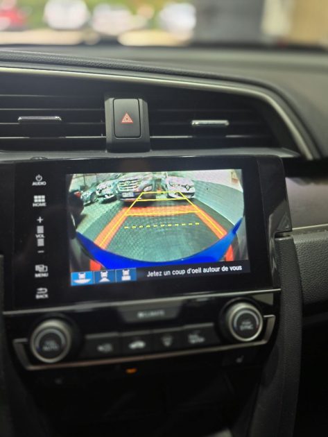 Superbe HONDA CIVIC 1.6 I-DTEC 120 ELEGANCE, Caméra de Recul, CarPlay, Garantie