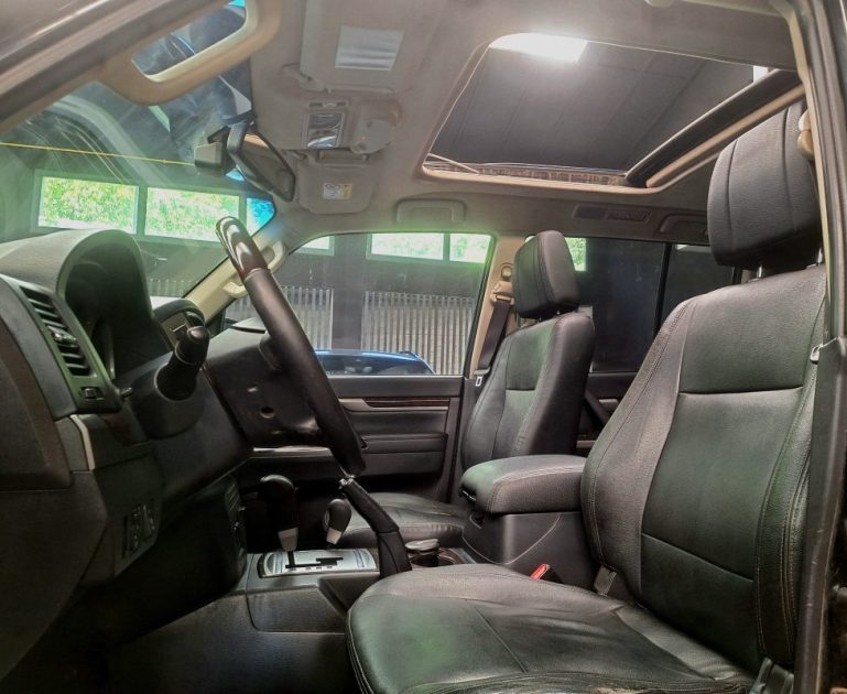 MITSUBISHI PAJERO MITSUBISHI PAJERO 3.2 DI-D BVA*1° MAIN*CUIR*TOIT*GPS*XENON*