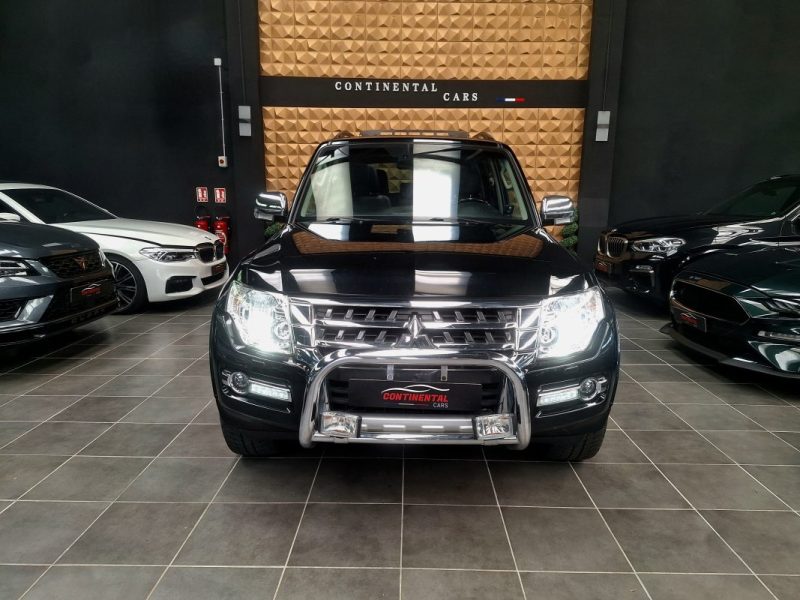 MITSUBISHI PAJERO MITSUBISHI PAJERO 3.2 DI-D BVA*1° MAIN*CUIR*TOIT*GPS*XENON*