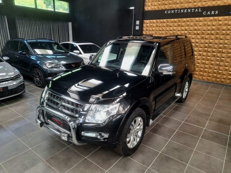 MITSUBISHI PAJERO MITSUBISHI PAJERO 3.2 DI-D BVA*1° MAIN*CUIR*TOIT*GPS*XENON*