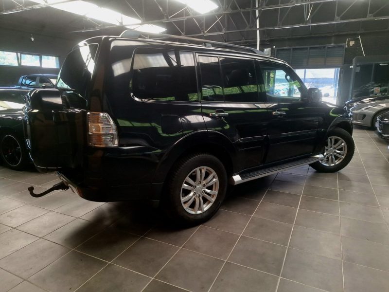 MITSUBISHI PAJERO MITSUBISHI PAJERO 3.2 DI-D BVA*1° MAIN*CUIR*TOIT*GPS*XENON*