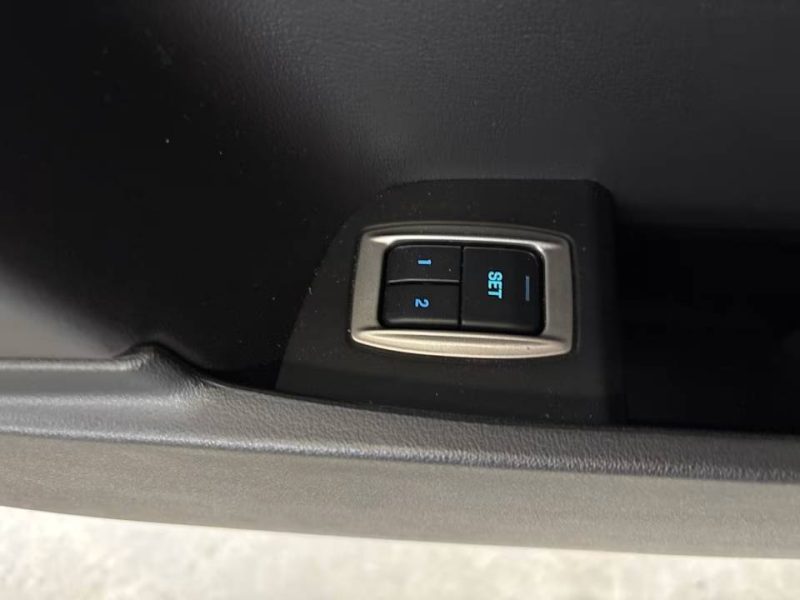 JAGUAR XF 2.2 D 200 BVA8*CUIR*GPS*XENON*CAMERA*