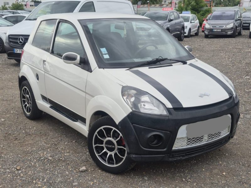 LIGIER IXO  2011 Diesel sans permis bon état de marche