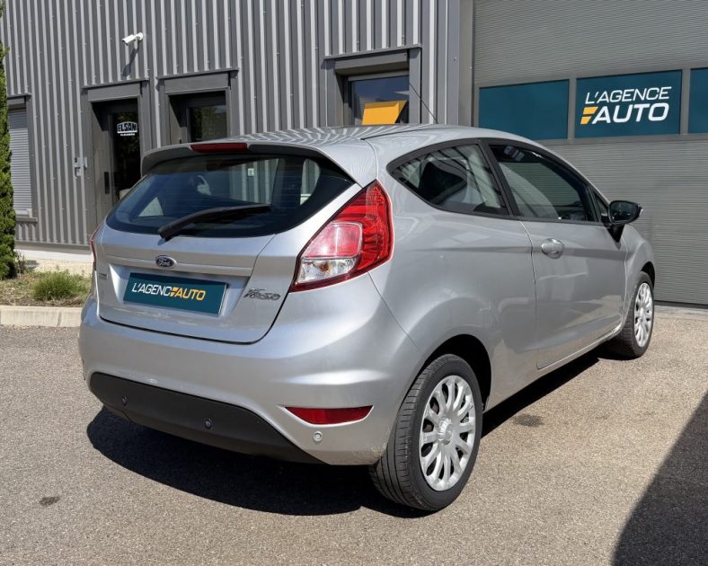 FORD FIESTA VI 1.0 ECOBOOST - Carrosserie Impecable - ENTRETIENT COMPLET