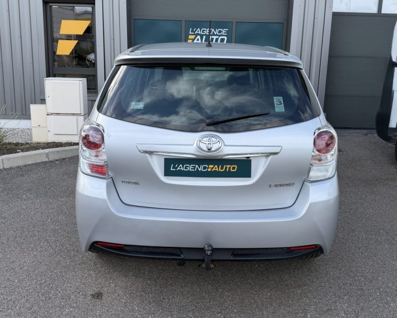 Toyota Verso - 7 Places - 112ch – Toit panoramique – ENTRETIEN COMPLET