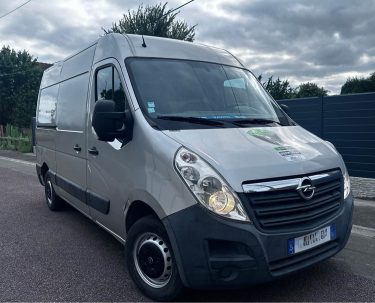 1er main OPEL MOVANO 2.5 CDTI 80 CH – 1ÈRE MAIN – CLIMATISATION – 226 643 KM