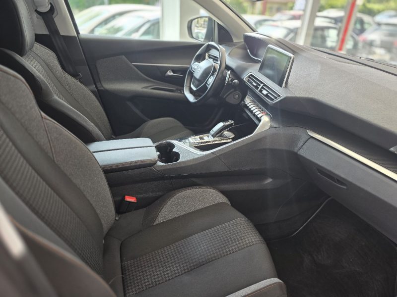 PEUGEOT 3008 II 1.5 BLUE HDI 130 ACTIVE BUSINESS EAT ANNEE 2019 164000KM