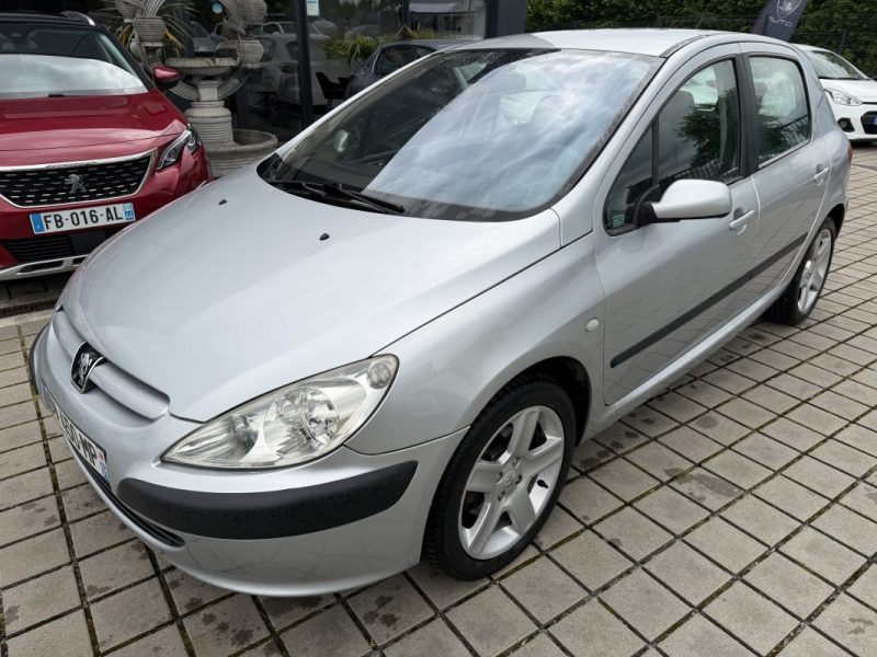 PEUGEOT 307 2.0I - 16V 