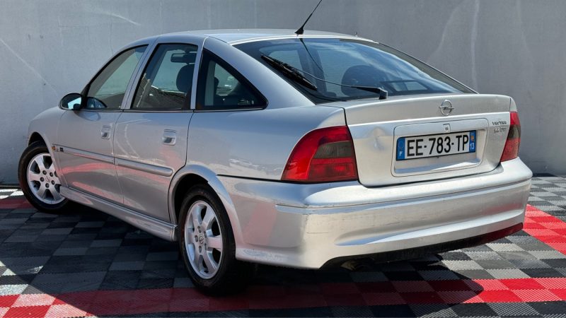 OPEL VECTRA 2.2DTI 16V ELEGANCE  2001