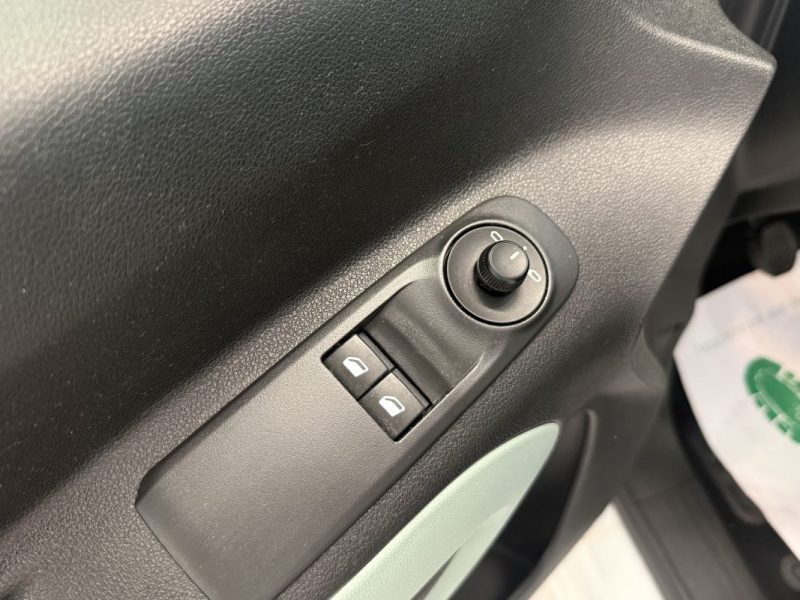 CITROEN BERLINGO Taille M 1.5 Blue HDi 100 ch Live