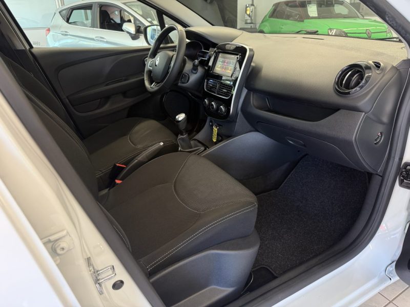 RENAULT CLIO IV 1.5 dCi 90 ch E6C Business - CARPLAY