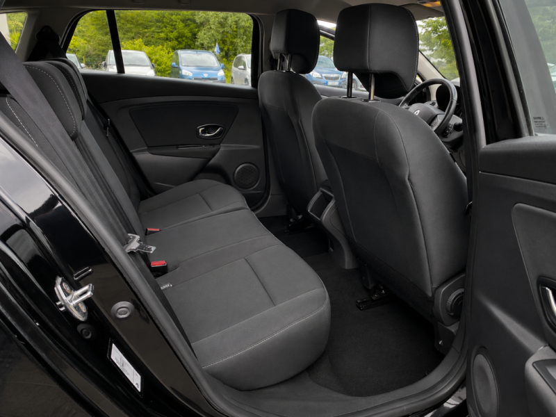 RENAULT MEGANE III 1.5 dCi 110ch Expression - Garantie