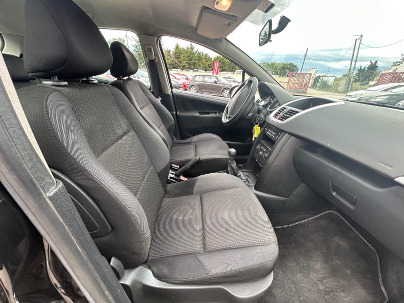 PEUGEOT 207 PE37170 2010