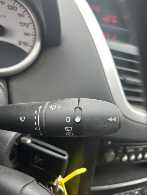 PEUGEOT 207 PE37170 2010